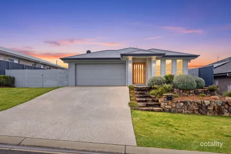 11 Whitehaven Cres, Woolgoolga, NSW 2456