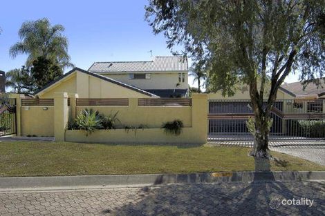 Property photo of 13 Beecroft Place Robina QLD 4226