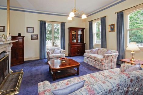 Property photo of 10 Brassey Avenue Highton VIC 3216