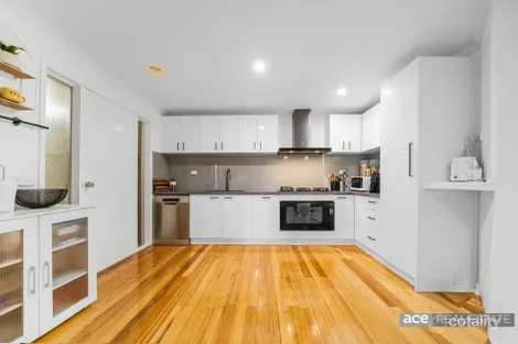 Property photo of 5 Lynbridge Crescent Tarneit VIC 3029