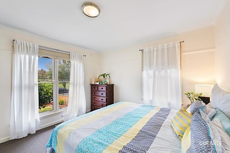 Property photo of 19 Winter Crescent Reservoir VIC 3073