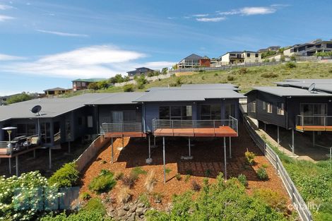 3/30 Shirley Bvd, Lenah Valley, TAS 7008