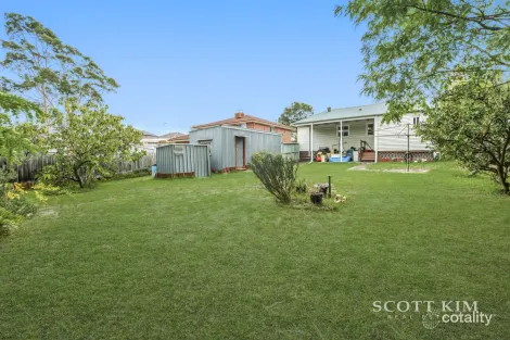 Property photo of 10 Darbyshire Road Mount Waverley VIC 3149