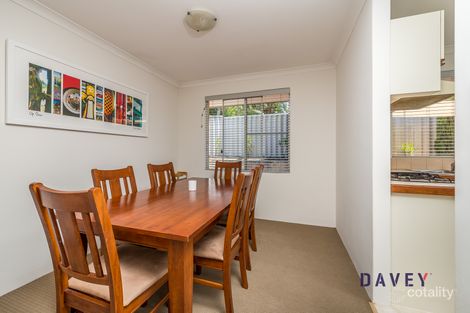 Property photo of 3/5 Catrine Court Kingsley WA 6026