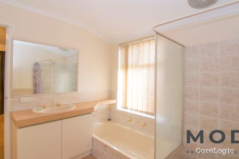 Property photo of 2/12 Hobart Place Willetton WA 6155