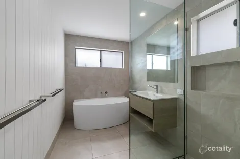 Property photo of 12 Coomaroo Crescent Minyama QLD 4575
