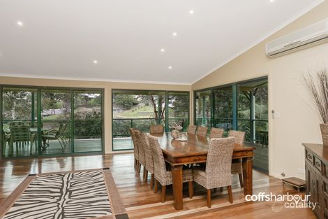 Property photo of 8 Sandy Beach Road Korora NSW 2450