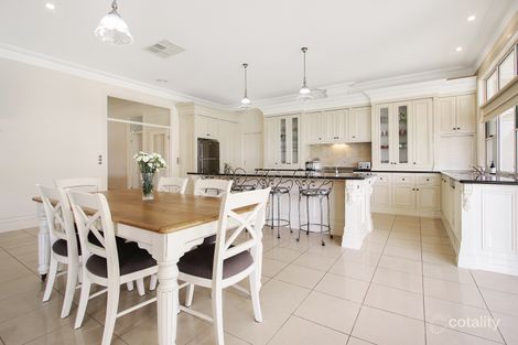 Property photo of 18 Willoughby Avenue West Wodonga VIC 3690