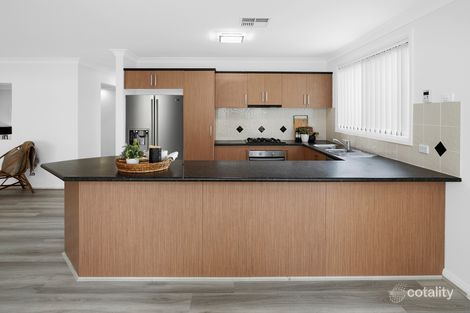 Property photo of 17 Hume Drive West Hoxton NSW 2171