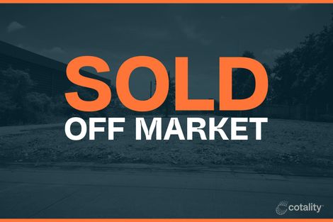 3 Laker Bvd, Clyde North, VIC 3978