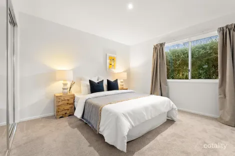 Property photo of 1/12 Challis Street Dickson ACT 2602