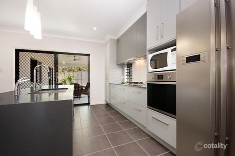 Property photo of 21 Deedes Crescent Bushland Beach QLD 4818