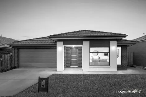 Property photo of 10 Haniper Grove Werribee VIC 3030