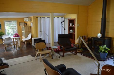 Property photo of 42 Glen Cairn Road Glen Cairn QLD 4342