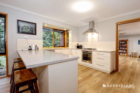 Property photo of 30 Olinda Crescent Olinda VIC 3788