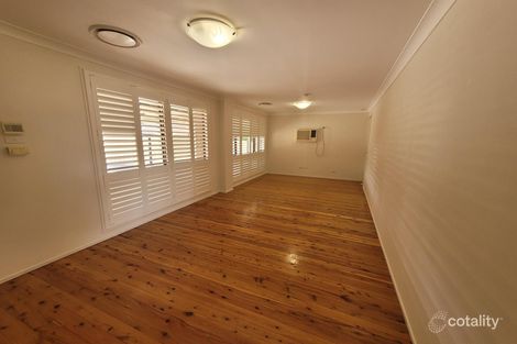 Property photo of 12 Stagg Place Ambarvale NSW 2560