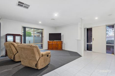 Property photo of 46 Emerald Circuit Craigieburn VIC 3064