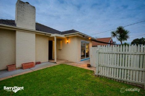 Property photo of 77 McCormicks Road Carrum Downs VIC 3201