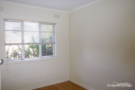 Property photo of 10/22 Roseberry Grove Glen Huntly VIC 3163