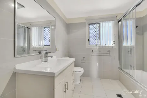 Property photo of 4/35 Sammells Drive Chermside QLD 4032