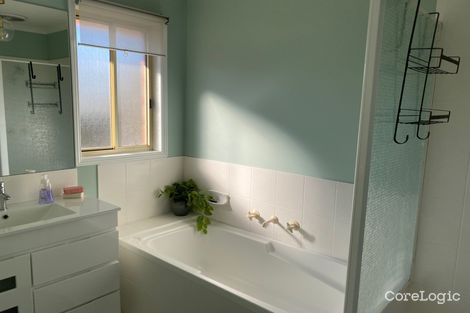 Property photo of 14 Lewis Avenue Burnside VIC 3023
