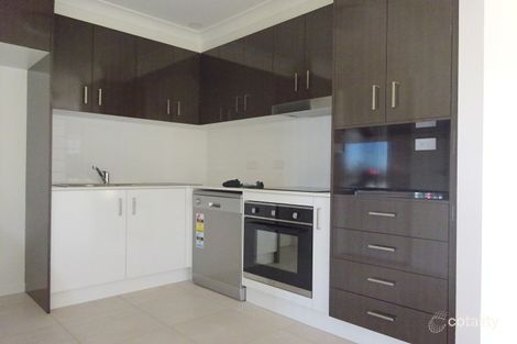 Property photo of 2/2 Bulloo Crescent Brassall QLD 4305