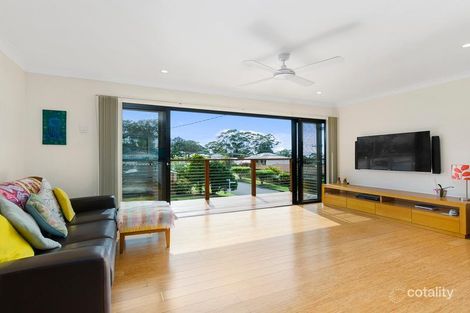 Property photo of 28 Kanangra Drive Thirroul NSW 2515
