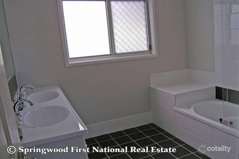Property photo of 33 Macarthur Crescent Slacks Creek QLD 4127