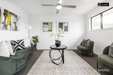 Property photo of 11 Cradle Avenue Clyde VIC 3978