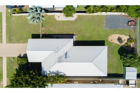 Property photo of 7 Hillcrest Street Emerald QLD 4720