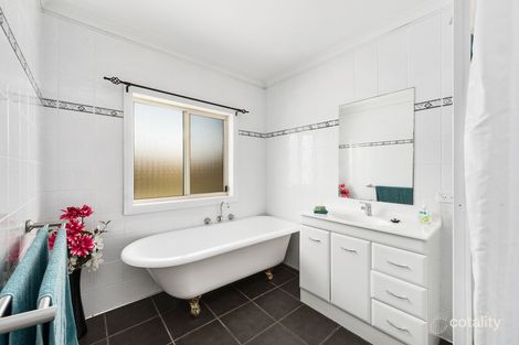 Property photo of 10 Narcissus Avenue Dromedary TAS 7030