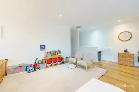 Property photo of 1 Alberta Pocket Joondalup WA 6027