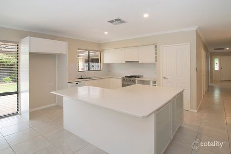 Property photo of 4 Rudis Way Broadwater WA 6280