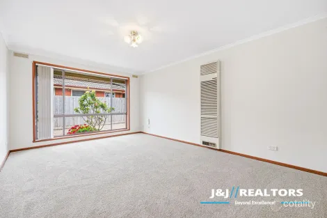 Property photo of 1/2 Virginia Street Cranbourne VIC 3977
