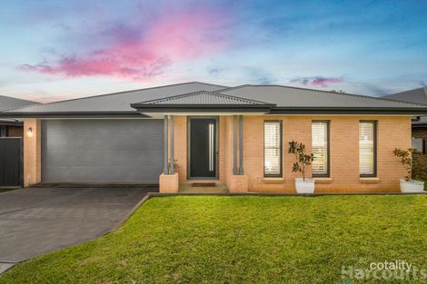 11 Bangalay St, Heddon Greta, NSW 2321