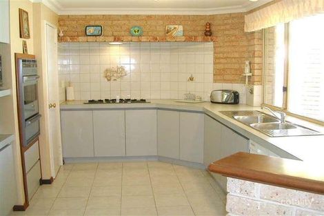 Property photo of 25 Eckersley Heights Winthrop WA 6150