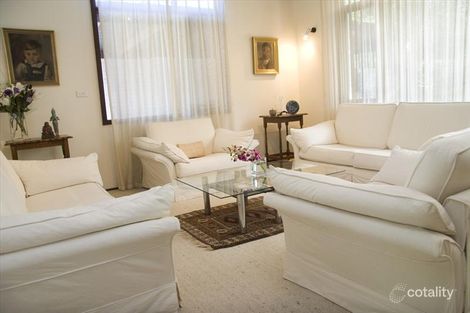 Property photo of 6 Bandjalong Crescent Aranda ACT 2614