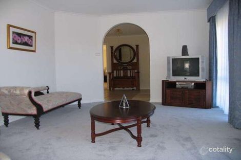 Property photo of 8 Hinton Place Conder ACT 2906