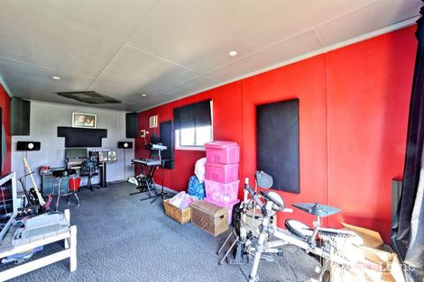 Property photo of 7 Finemore Crescent Qunaba QLD 4670