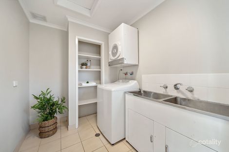 Property photo of 6 Reibey Place Curtin ACT 2605