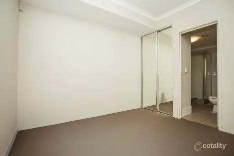 Property photo of 4/4 Crown Street Rivervale WA 6103