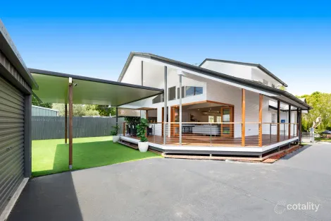 54 Roscoe St, Holland Park, QLD 4121