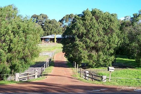 580 Frenchman Bay Rd, Little Grove, WA 6330