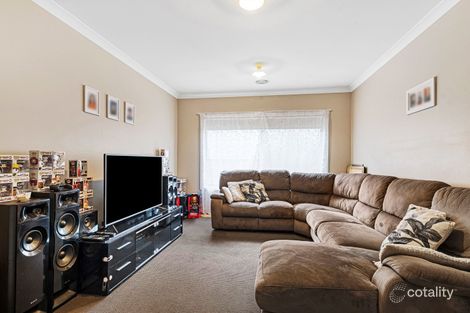 Property photo of 22 Klim Avenue Kangaroo Flat VIC 3555