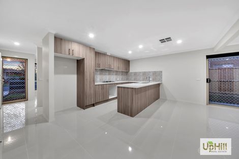 7 Hunt Way, Pakenham, VIC 3810