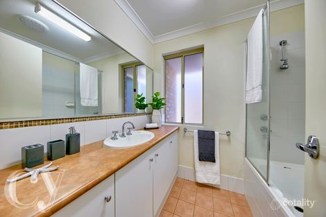 Property photo of 2/42 Hopkinson Way Wilson WA 6107