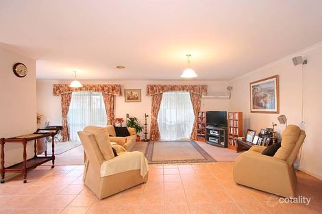 Property photo of 3 Bowen Crescent Burwood East VIC 3151
