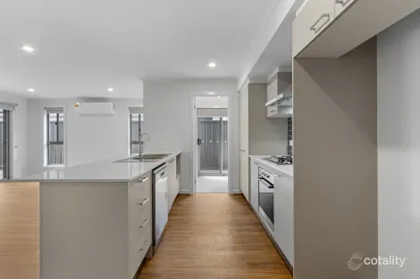 Property photo of 19 Knight Court Munno Para Downs SA 5115