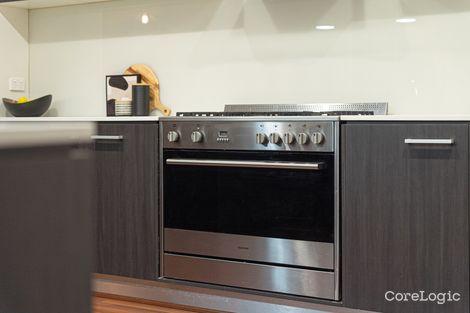 Property photo of 17 Caspian Circuit Point Cook VIC 3030
