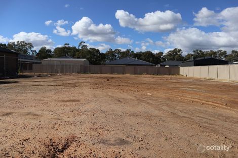 Property photo of 8 Randall Way Ascot VIC 3551
